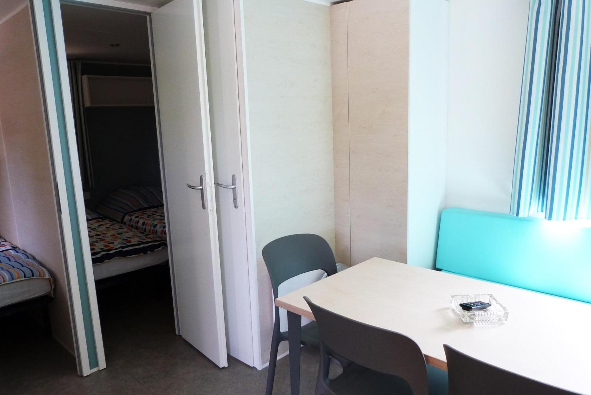 Camping Le Mediterranee Hyeres Ruang foto